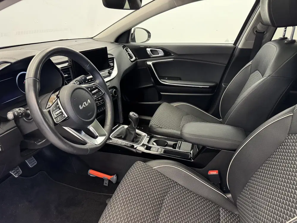 Kia Ceed 1.0 T-GDi ExecutiveLine uit 2024, foto 11
