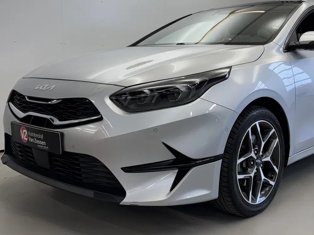 Kia Ceed 1.0 T-GDi ExecutiveLine uit 2024, foto 4