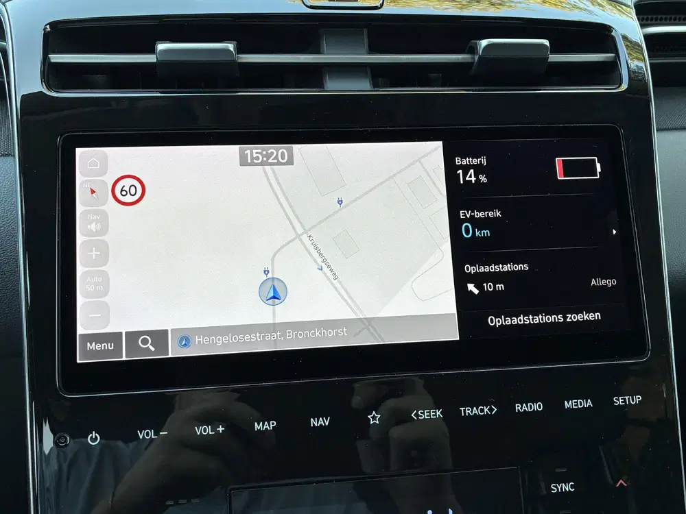 Hyundai TUCSON 1.6 T-GDI PHEV Comfort Smart 4WD uit 2022, foto 13