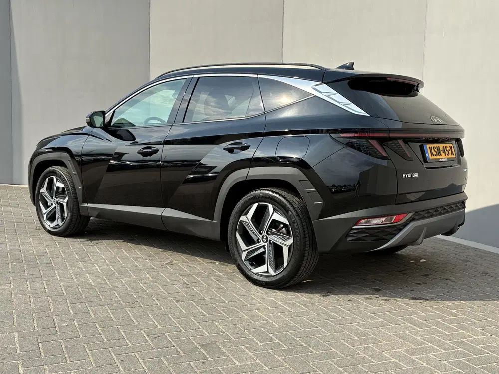 Hyundai TUCSON 1.6 T-GDI PHEV Comfort Smart 4WD uit 2022, foto 16