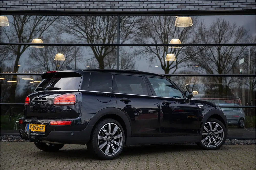Mini Clubman Clubman 1.5 Cooper MINI Yours uit 2023, foto 2