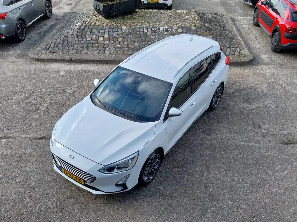 Ford Focus Wagon 1.5 EcoBlue NAVI CRUISE 18 INCH TREKHAAK uit 2019, foto 2