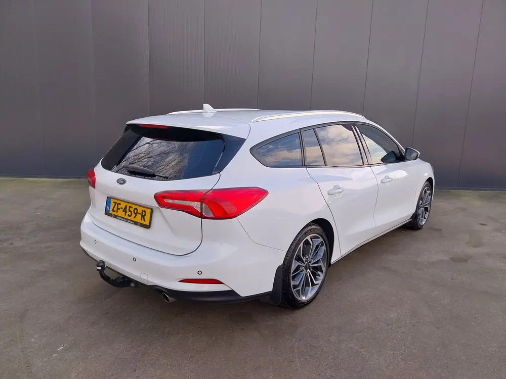 Ford Focus Wagon 1.5 EcoBlue NAVI CRUISE 18 INCH TREKHAAK uit 2019, foto 3