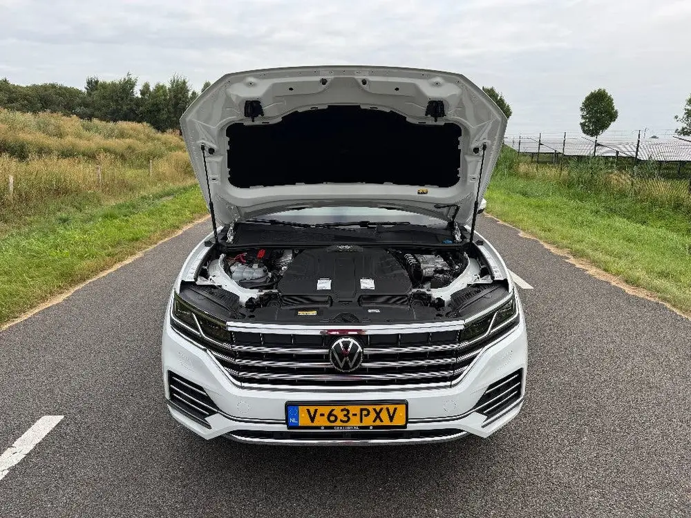 Volkswagen Touareg 3.0 Atmosphere Aut/Grijs Kenteken uit 2021, foto 10