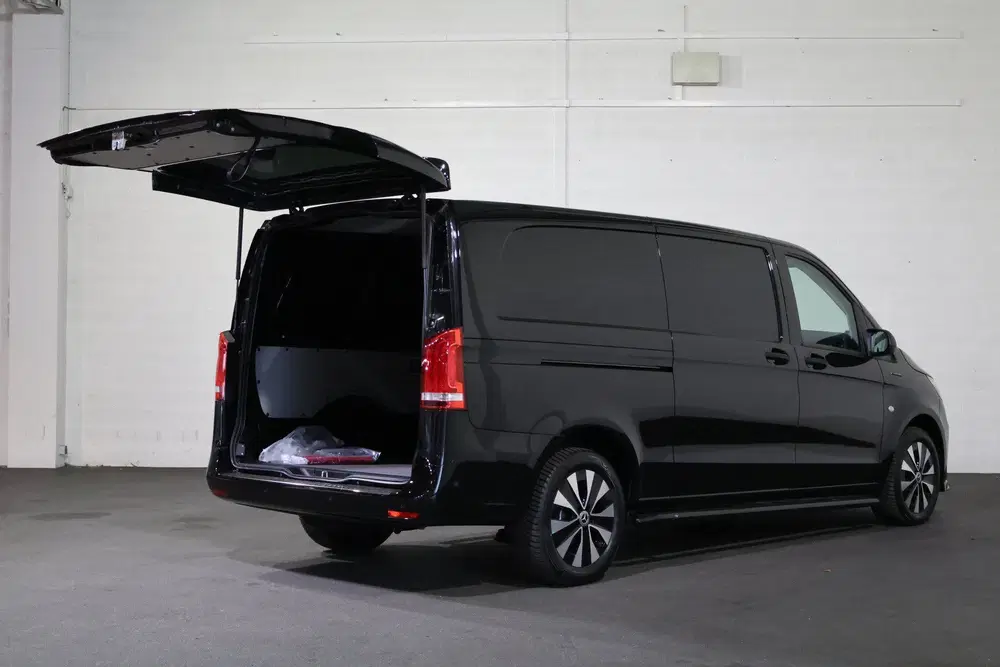 Mercedes-Benz Vito eVito 112 L3 60 kWh Led Black Line uit 2025, foto 10