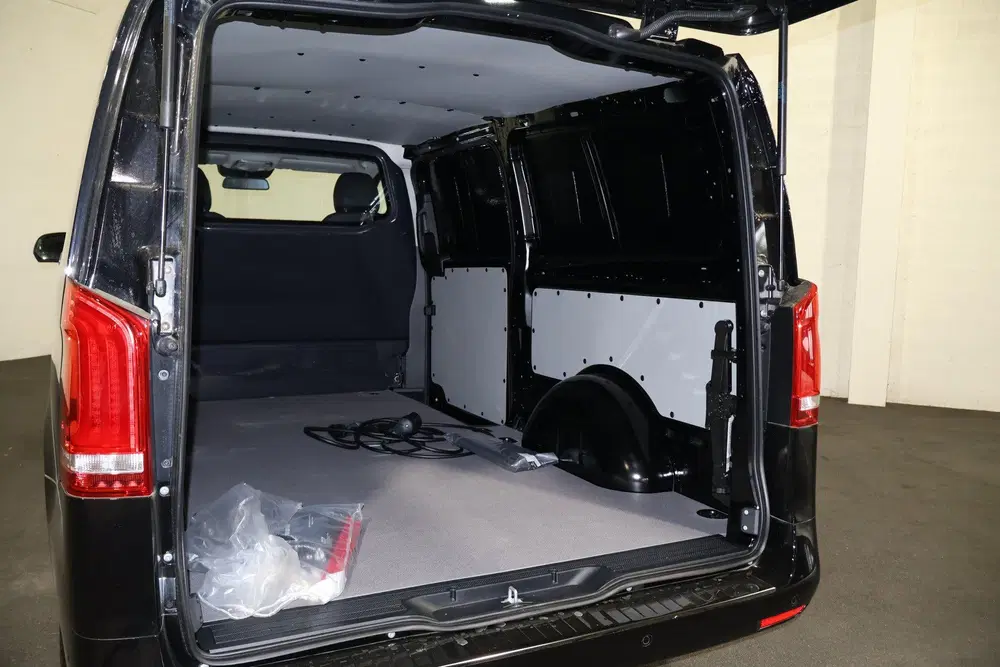 Mercedes-Benz Vito eVito 112 L3 60 kWh Led Black Line uit 2025, foto 13