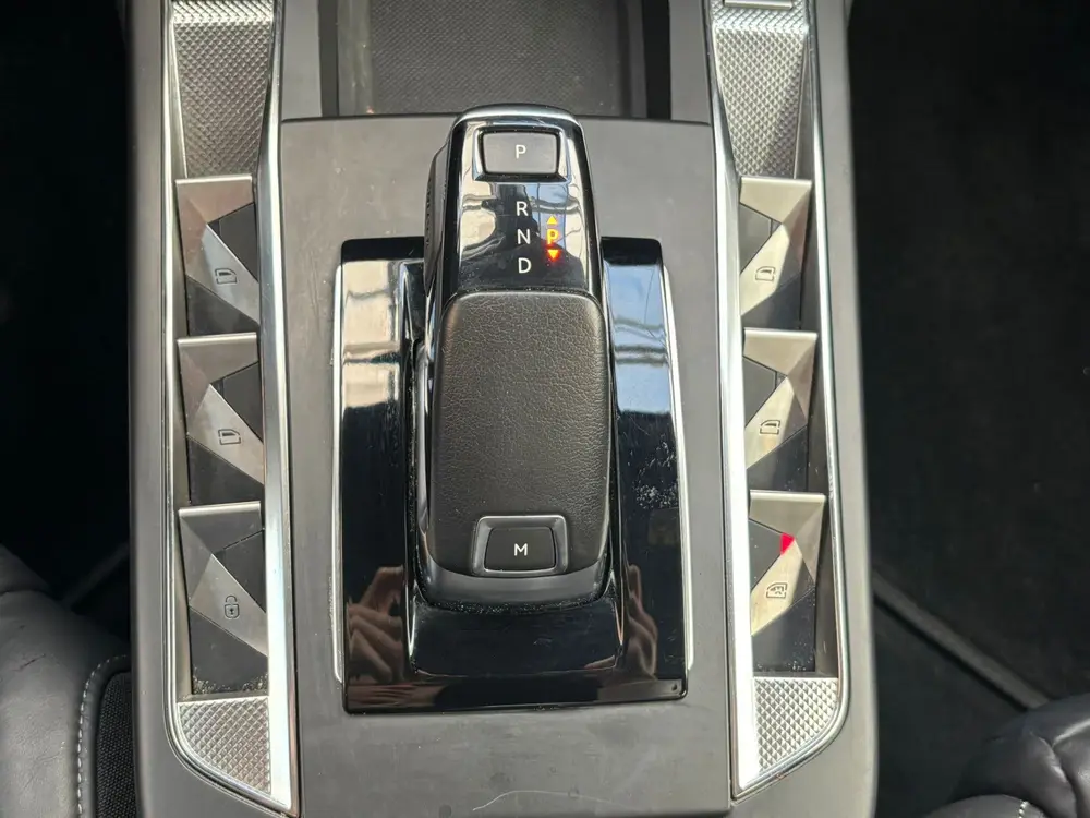 DS Automobiles DS 3 Crossback DS DS 3 Crossback PureTech 155 EAT8 Automa uit 2022, foto 13