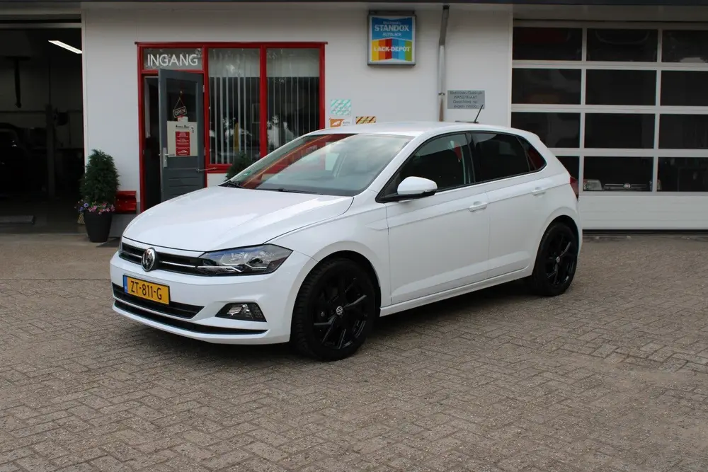 Volkswagen Polo 1.0 MPI 80pk CARPLAY / NAVI / CRUISE uit 2019