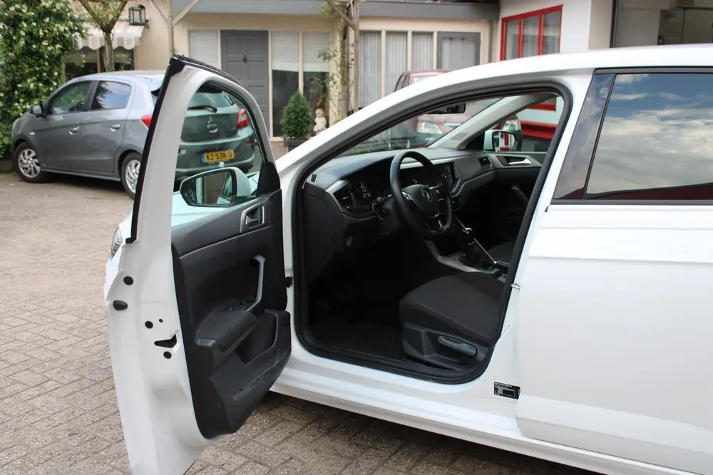 Volkswagen Polo 1.0 MPI 80pk CARPLAY / NAVI / CRUISE uit 2019, foto 14