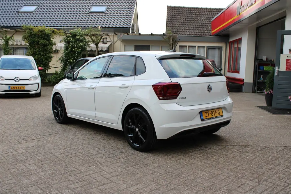 Volkswagen Polo 1.0 MPI 80pk CARPLAY / NAVI / CRUISE uit 2019, foto 6