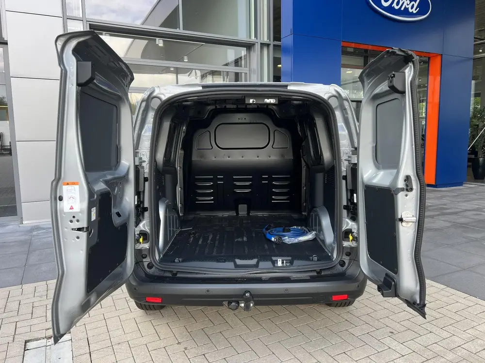 Ford Transit Courier Limited 44 kWh uit 2026, foto 12