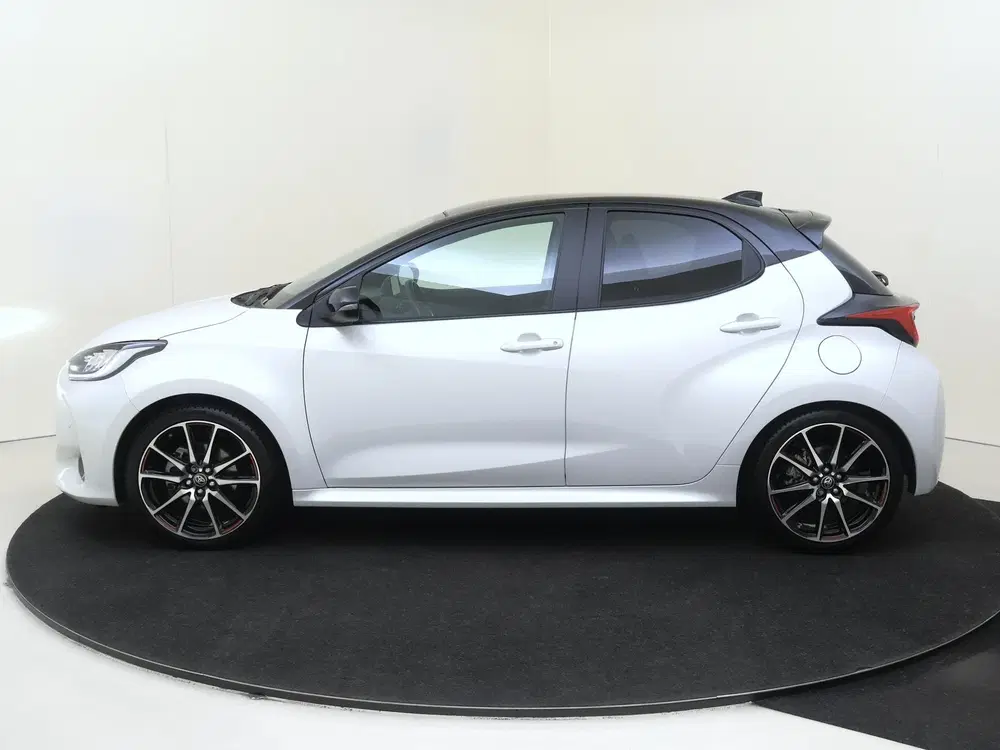 Toyota Yaris 1.5 Hybrid GR Sport uit 2022, foto 8