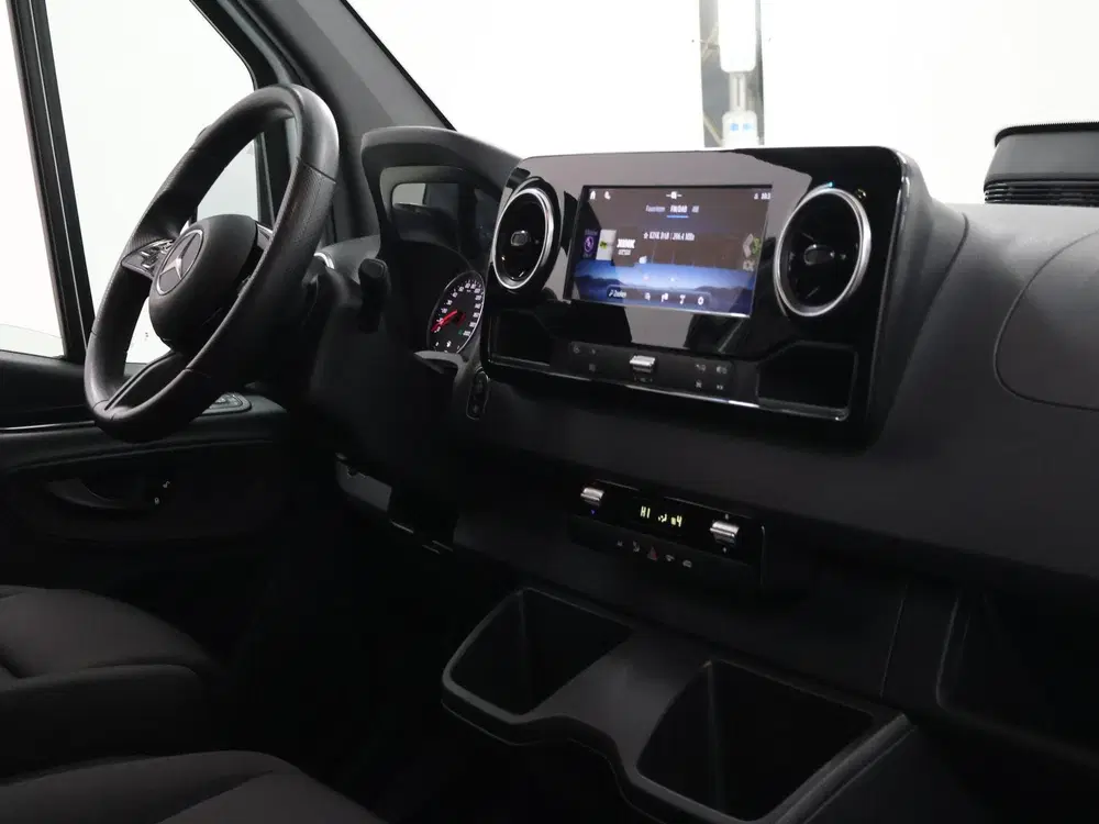 Mercedes-Benz Sprinter 317 CDI uit 2024, foto 9