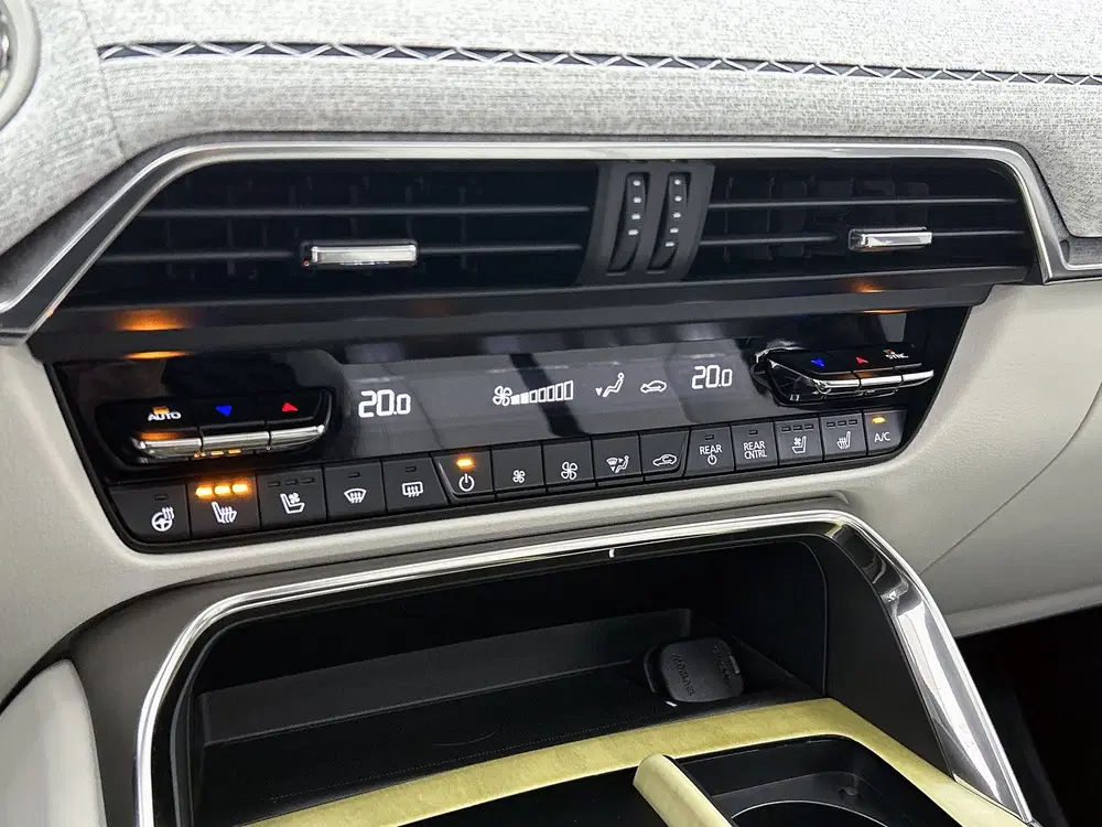 Mazda CX-80 2.5 e-SkyActiv PHEV Takumi Plus 6p Company uit 2025, foto 11