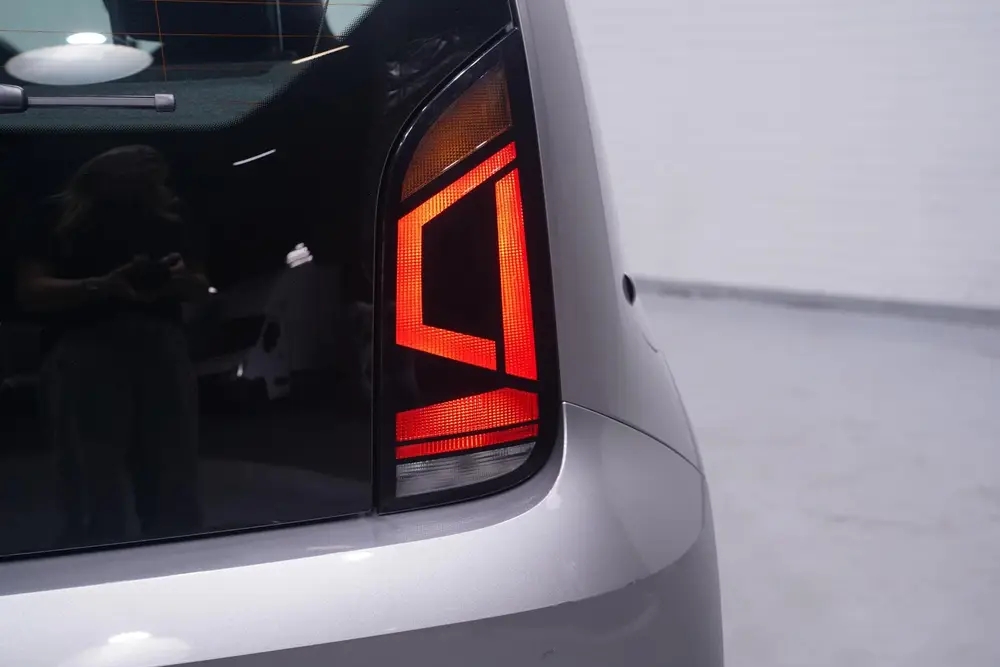 Volkswagen Up! 1.0 Stoelverwarming Bluetooth DAB Radio all-s uit 2021, foto 11