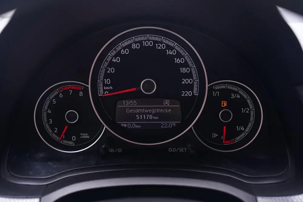Volkswagen Up! 1.0 Stoelverwarming Bluetooth DAB Radio all-s uit 2021, foto 16