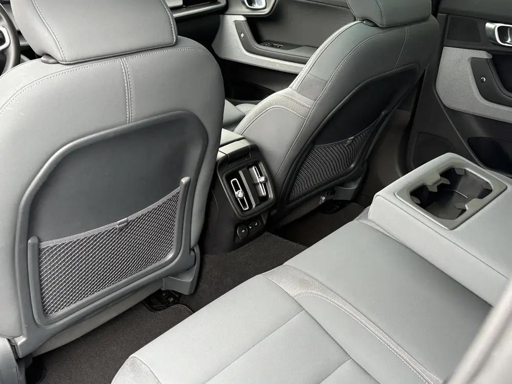Polestar 2 Long Range Dual Motor 78 kWh 408pk uit 2022, foto 16