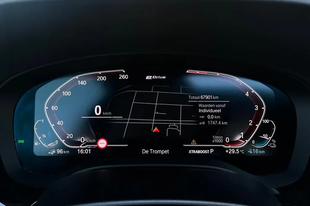 BMW 5-serie 530e Business Edition Plus uit 2022, foto 11