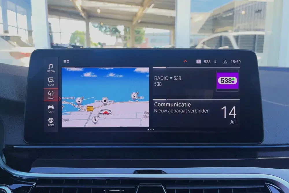 BMW 5-serie 530e Business Edition Plus uit 2022, foto 13
