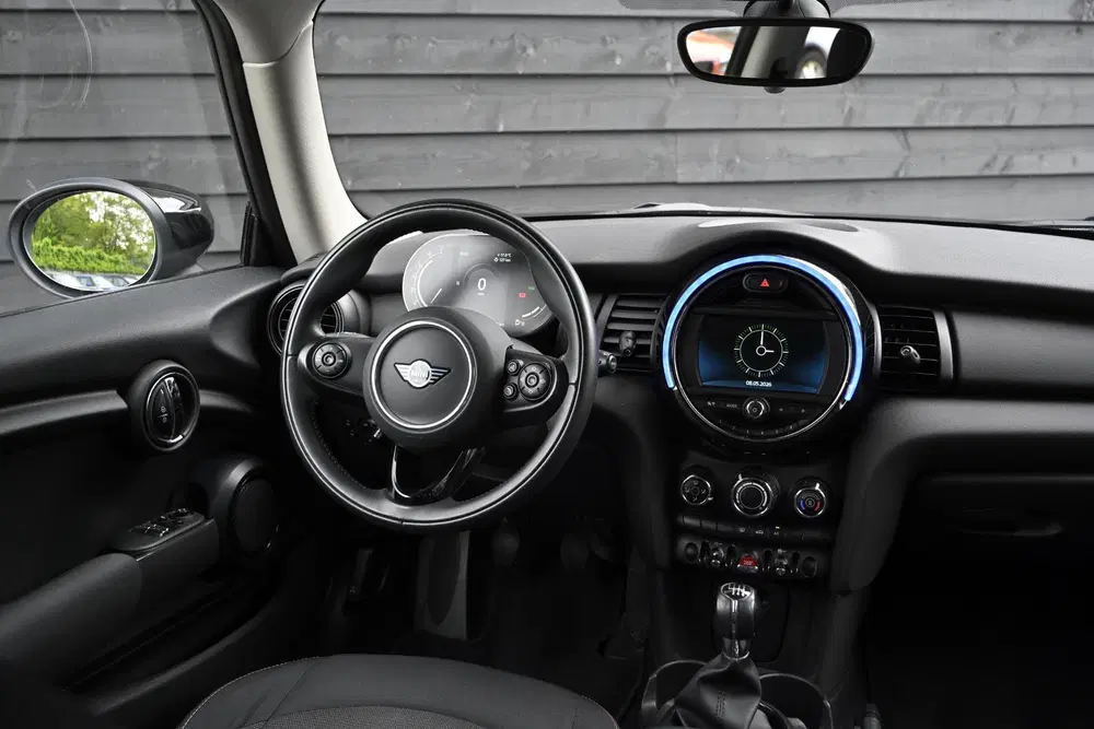 Mini One 1.5 One uit 2021, foto 13