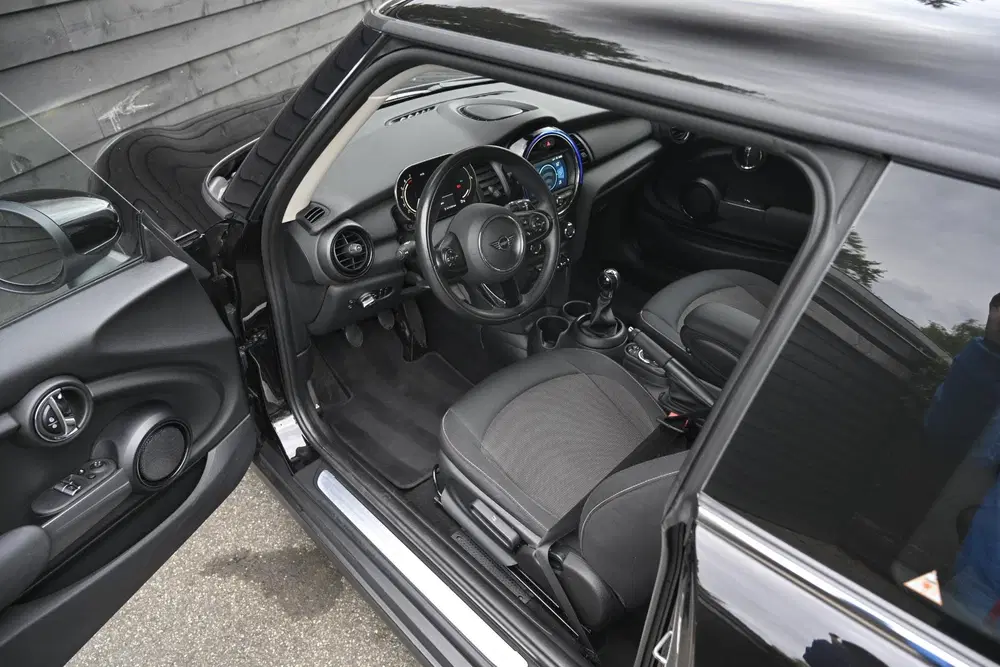 Mini One 1.5 One uit 2021, foto 2