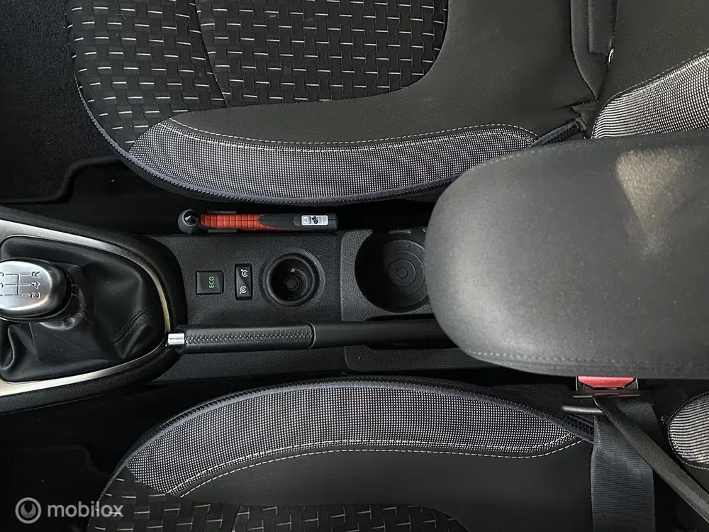 Renault Captur 0.9 TCe Intens uit 2019, foto 20