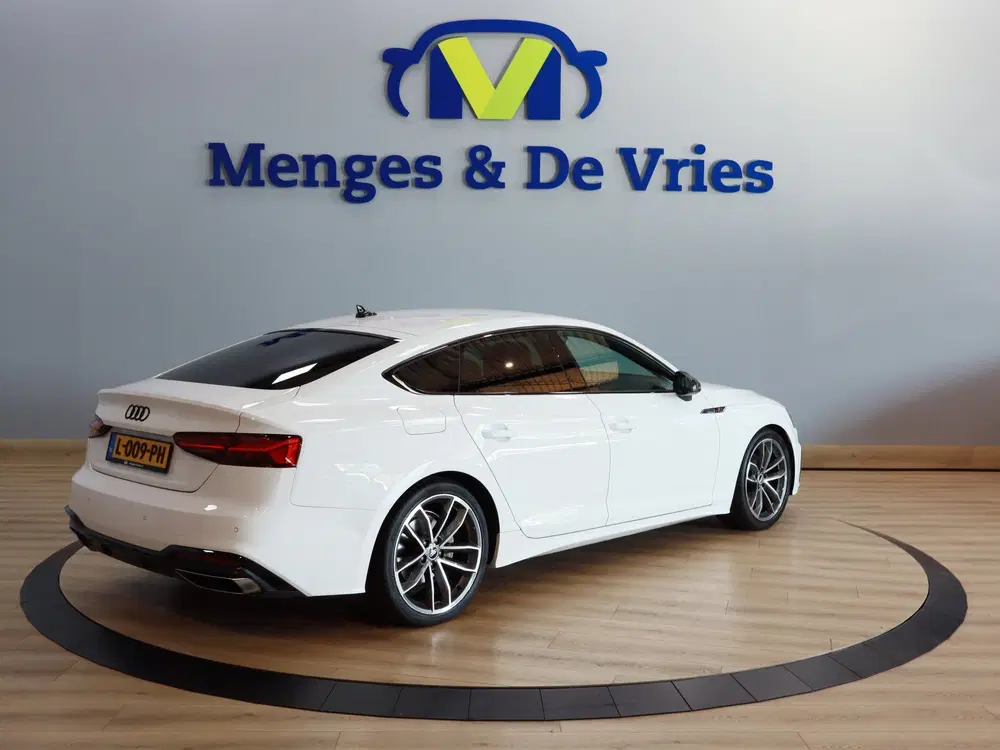 Audi A5 35 TFSI S edition Competition Airco ECC uit 2021, foto 3