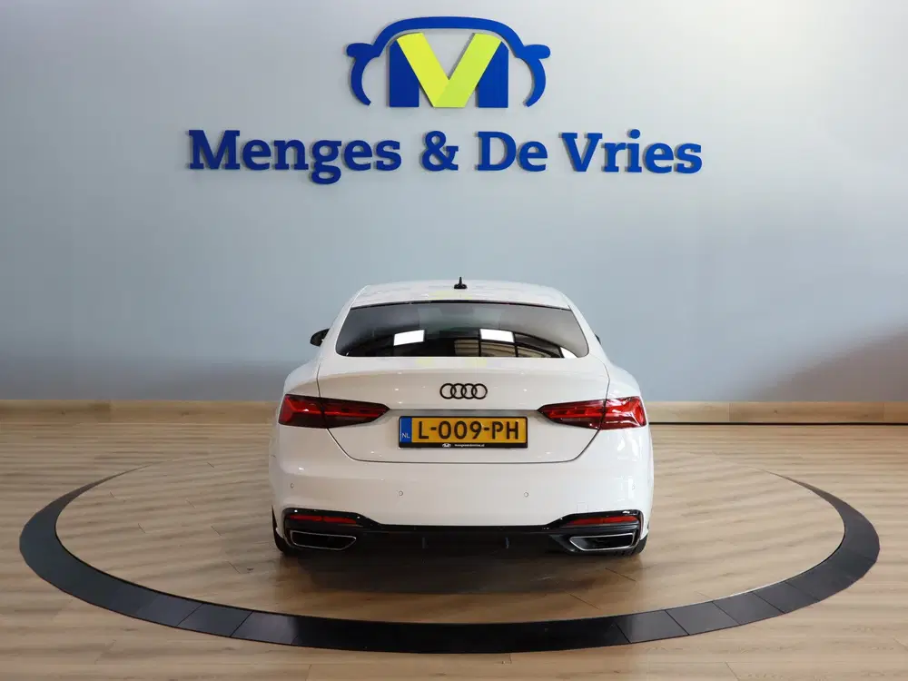 Audi A5 35 TFSI S edition Competition Airco ECC uit 2021, foto 4