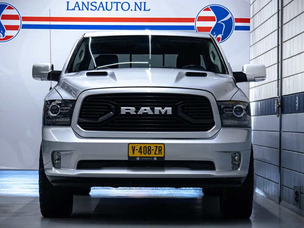 Dodge Ram 1500 | 5.7L HEMI V8 4x4 (bj 2021) uit 2021, foto 4