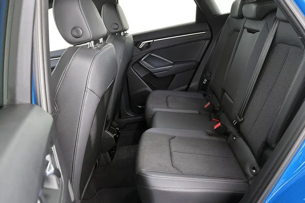 Audi Q3 45 TFSI e S Line Panoramadak Keyless Achte uit 2023, foto 10