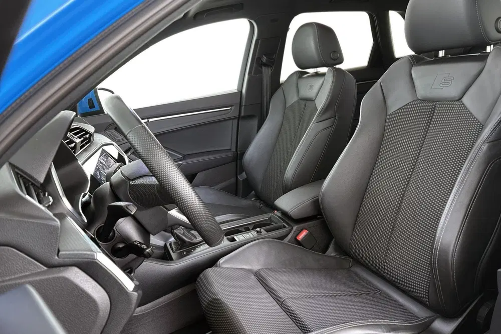 Audi Q3 45 TFSI e S Line Panoramadak Keyless Achte uit 2023, foto 6