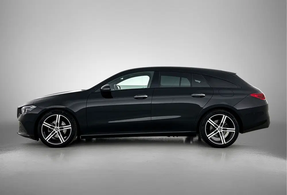 Mercedes-Benz CLA CLA-Klasse Shooting Brake 180 Luxury Line uit 2023, foto 3