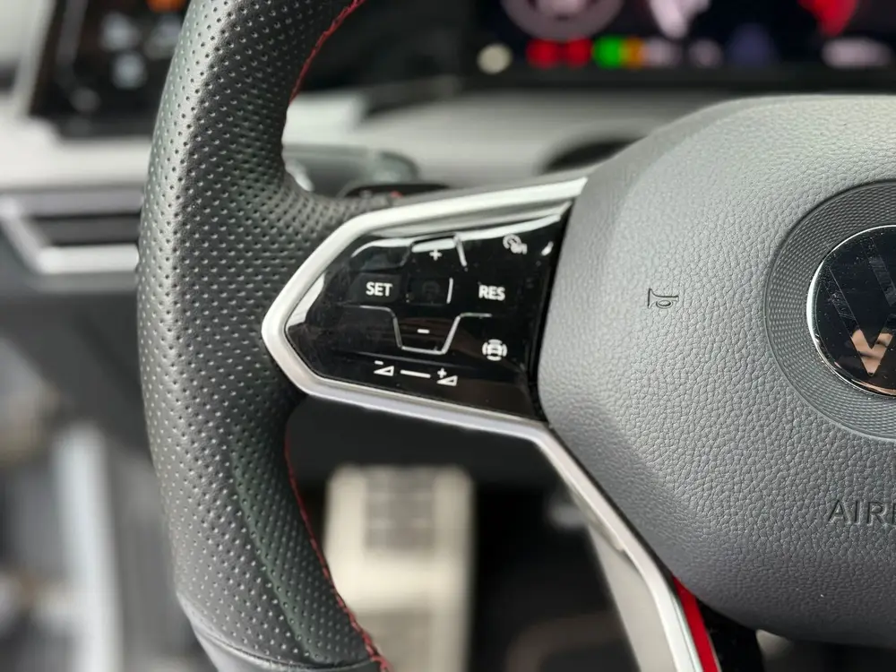 Volkswagen Golf 2.0 TSI GTI CLUBSPORT 45 Jahre IQ|PANO|AKRA| uit 2021, foto 16