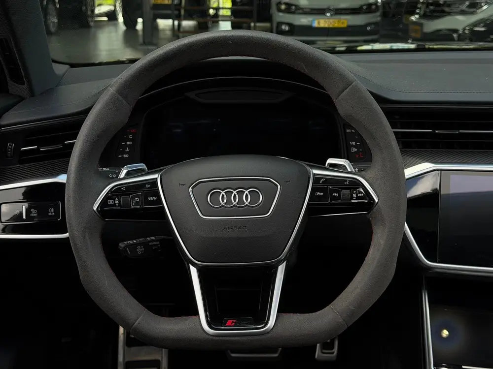 Audi RS6 4.0 TFSI quattro Pano uit 2023, foto 12