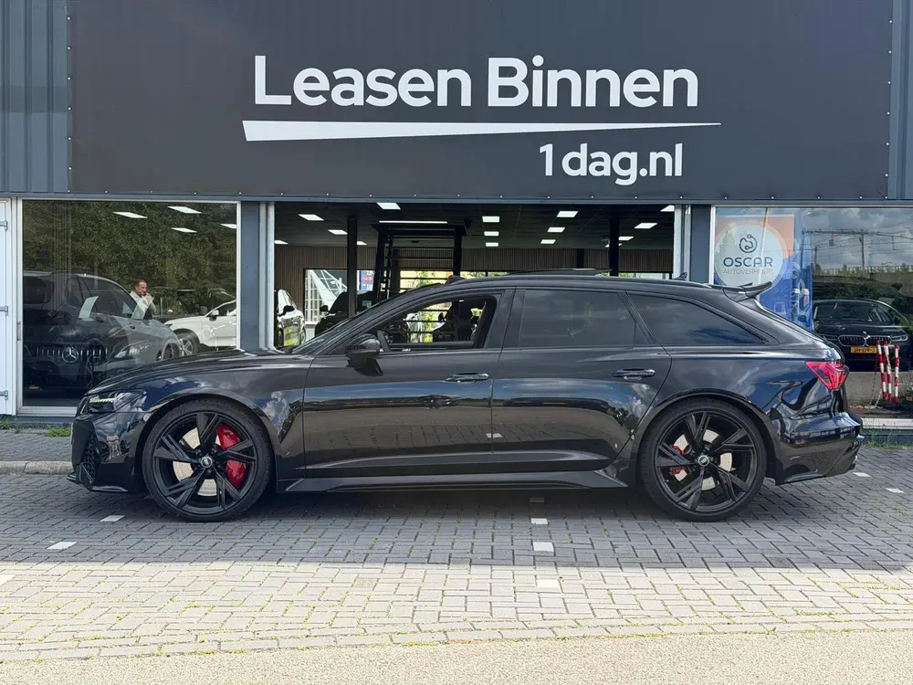 Audi RS6 4.0 TFSI quattro Pano uit 2023, foto 2