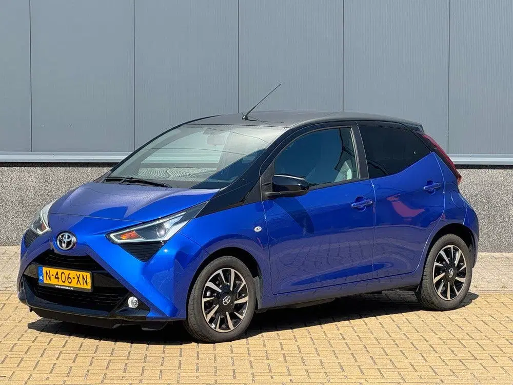 Toyota Aygo 1.0 VVT-i x-cite ultimate Clima Camera uit 2022