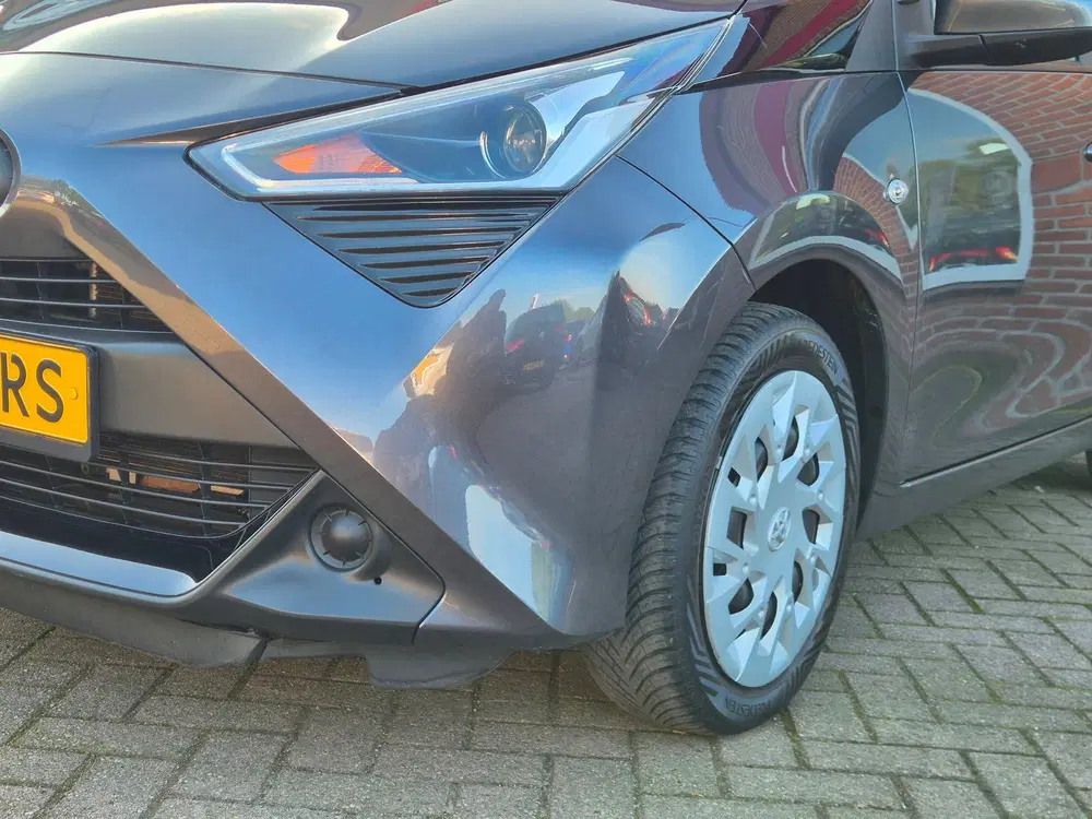 Toyota Aygo 1.0 VVT-i x-play 72PK 5drs airco uit 2021, foto 10