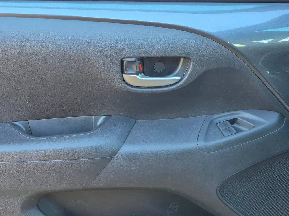 Toyota Aygo 1.0 VVT-i x-play 72PK 5drs airco uit 2021, foto 19