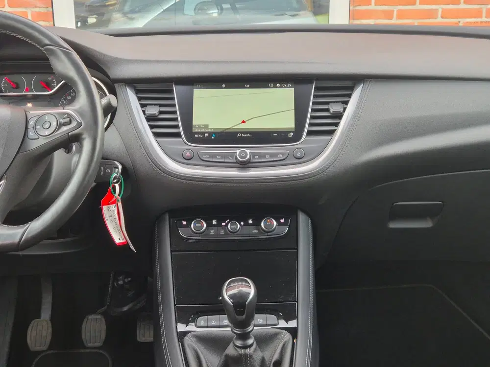 Opel Grandland X 1.2 Turbo Business Executive 131PK 5drs cl uit 2021, foto 13