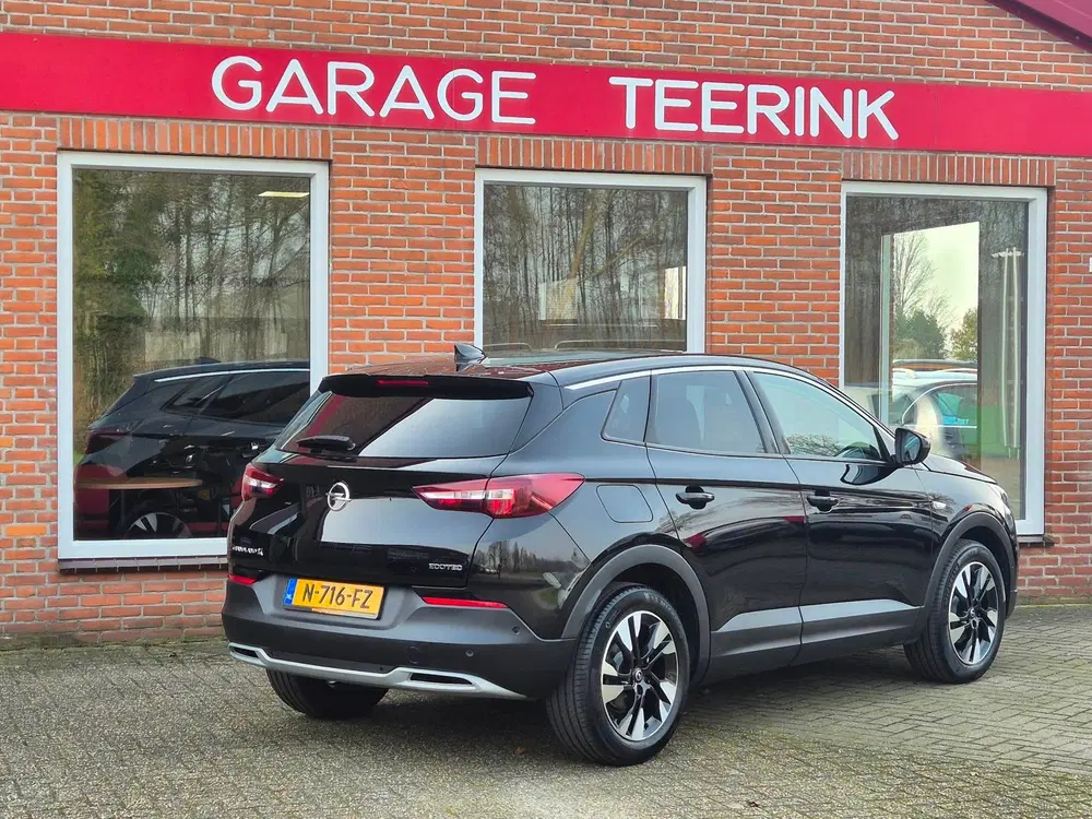 Opel Grandland X 1.2 Turbo Business Executive 131PK 5drs cl uit 2021, foto 3