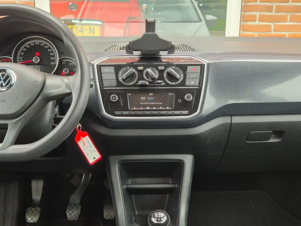 Volkswagen Up! 1.0 BMT move up! 60PK 5drs airco, navi, carki uit 2020, foto 13