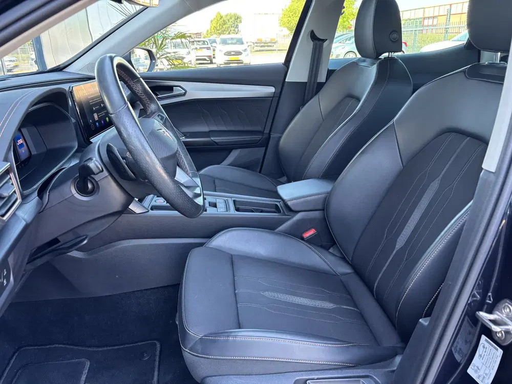 Cupra Formentor 1.5 TSI Business Edition Camera uit 2022, foto 15
