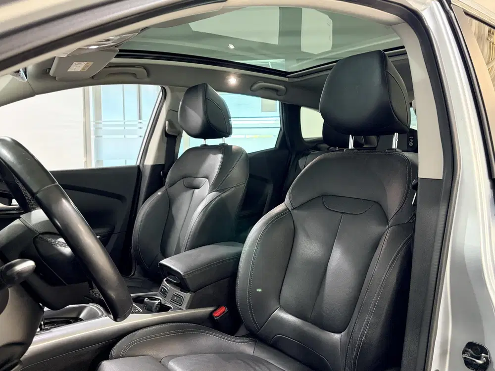 Renault Kadjar 140PK TCe Intens Automaat uit 2021, foto 12