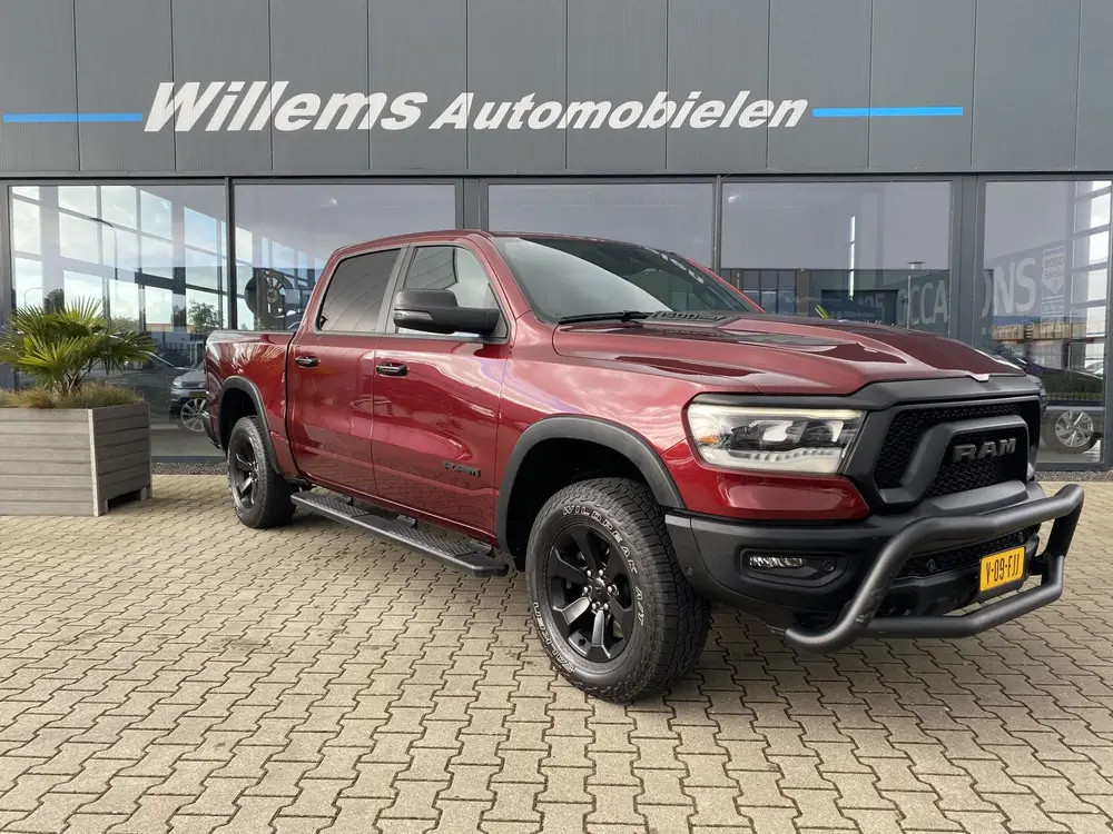 Dodge Ram 1500 5.7 V8 4x4 Crew Cab Rebel Stoelverwarming Cam uit 2024, foto 4