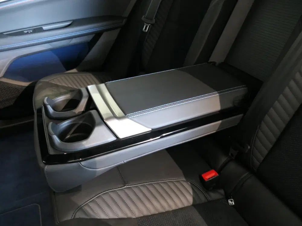 Renault Rafale 1.2 E-Tech 4x4 plug-in hybrid 300 atelier uit 2025, foto 13