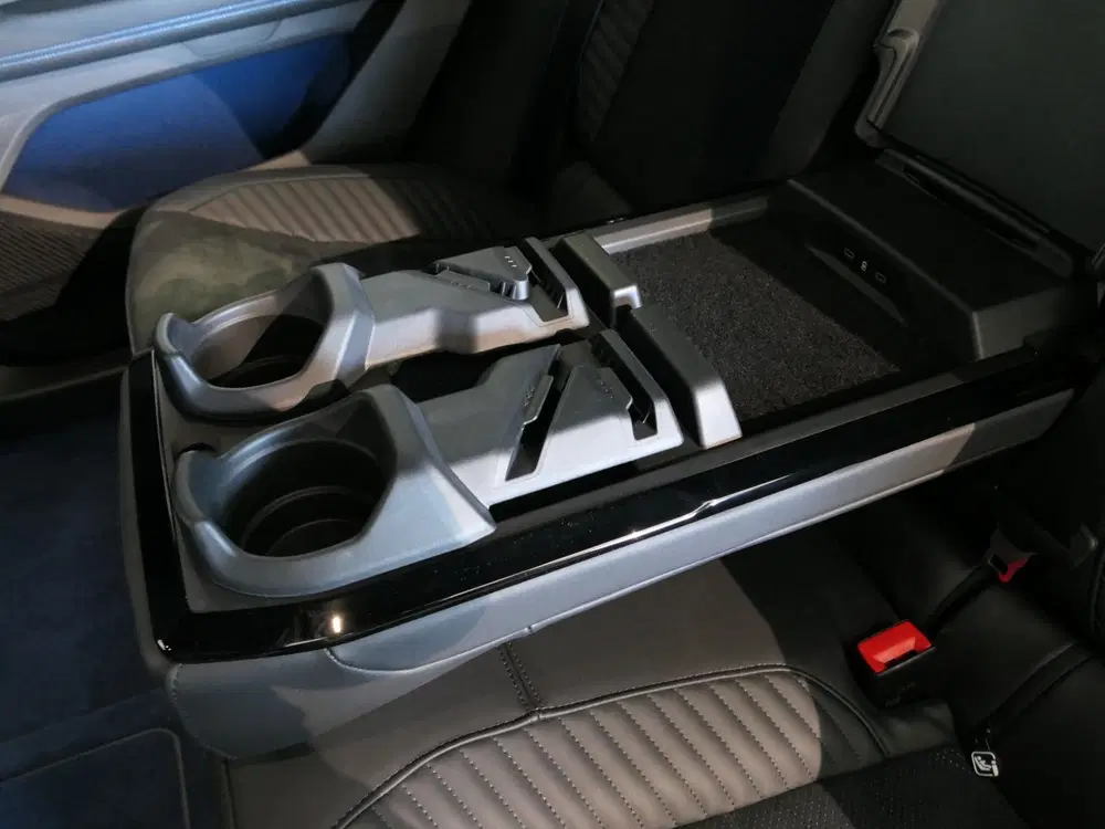 Renault Rafale 1.2 E-Tech 4x4 plug-in hybrid 300 atelier uit 2025, foto 14