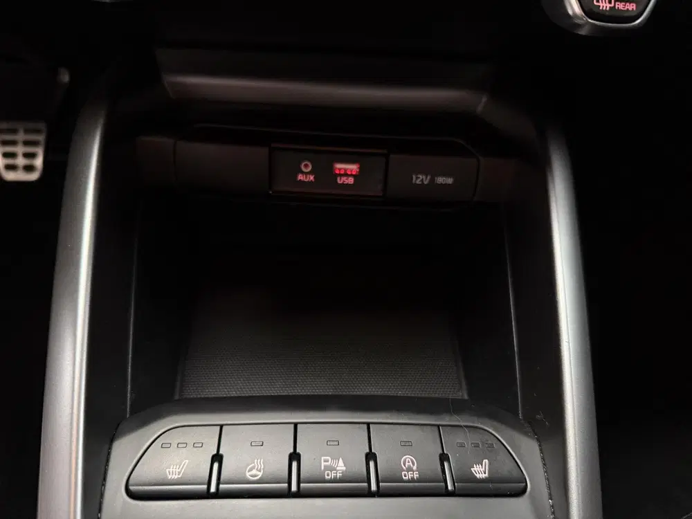 Kia Rio 1.0 TGDI GT-Line Stoel uit 2019, foto 14