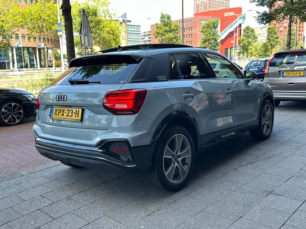 Audi Q2 35 TFSI S-Line Leer Navi Camera Carplay Pano uit 2023, foto 3