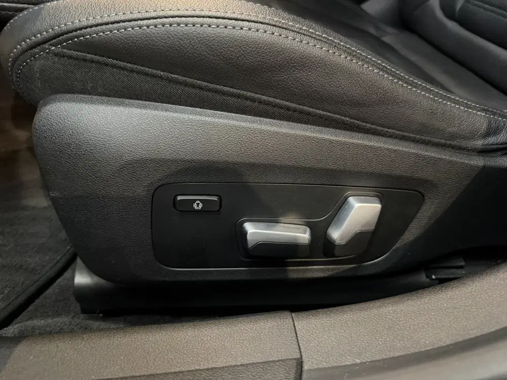 BMW 3-serie 320e Business Edition Plus Airco ECC uit 2022, foto 16