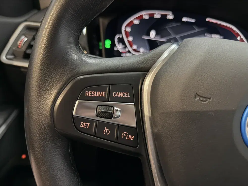 BMW 3-serie 320e Business Edition Plus Airco ECC uit 2022, foto 20